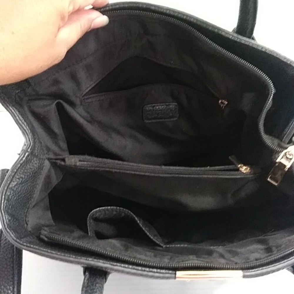 B & E Life Women's Elegant Black Faux Leather Handbag *EUC* - Picture 9 of 10